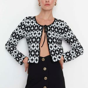 Printed Tie Detail Crop Cardigan - Cardigans 35