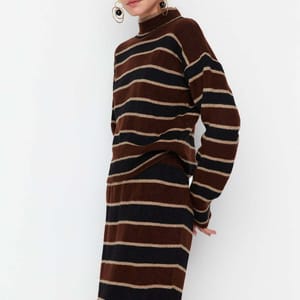 Turtle Neck Top and Skirt Color Block Women's Knitwear co-ord Set Turtle Neck Top And Skirt Color Block Women's Knitwear Co-Ord Set - Co-ord Sets 35