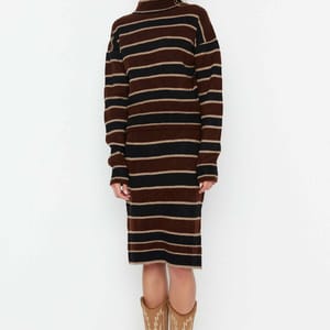 Turtle Neck Top and Skirt Color Block Women's Knitwear co-ord Set Turtle Neck Top And Skirt Color Block Women's Knitwear Co-Ord Set - Co-ord Sets 38
