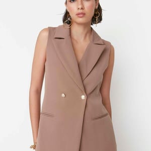Trendyol - Women's Blazers & Coats 26