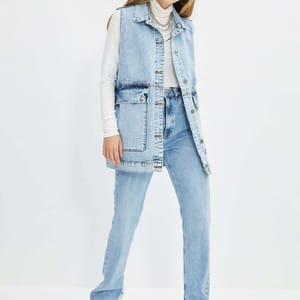 Sleeveless Pocket Detail Denim Women's Jacket - Denim Jackets 18