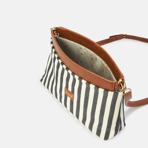 Stylish Canvas Shoulder Bag with Magnetic Closure and Stripes