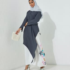 D-Motifs Abaya Rosette Abaya - Women's Abayas 4