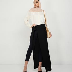 S-Skirt - Black Plain Inner Skirt For Stylish Abaya Look