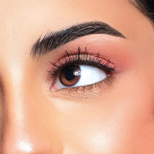 Glance - Women's Eyes