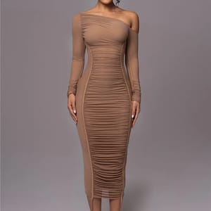 Long Sleeve Backless Midi Bodycon Dress with Mesh Layers