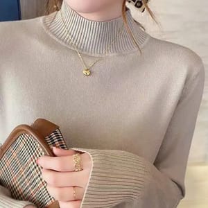 Cozy Turtleneck Pullover Sweater for Autumn and Winter
