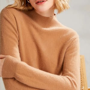 Soft Cashmere Mock Neck Sweater for Women - Cozy Autumn/Winter