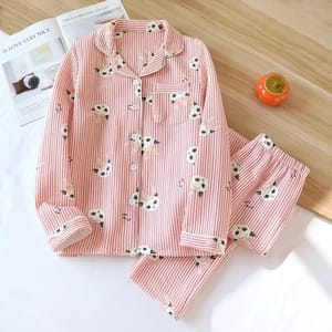 Pajama Set with Natural Cotton for Cozy Relaxation