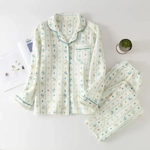 Relaxed Cotton Pajamas for Comfortable Sleep and Leisure