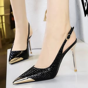 Fashionable Buckle Strap Pumps for Party Occasions