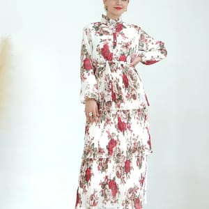Three-Layer Pleated Floral Print Kaftan for Special Events