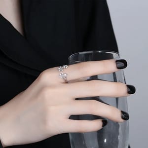 Elegant 925 Sterling Silver Micro-Insert Small Leaves Opening Ring