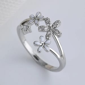 Elegant 925 Sterling Silver Micro-Insert Small Leaves Opening Ring Elegant 925 Sterling Silver Micro-Insert Small Leaves Opening Ring