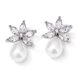 Elegant Leaf-Shaped Cubic Zirconia and Pearl Drop Earrings