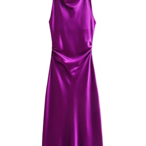 Elegant Sleeveless Satin Midi Dress with Ruched Detailing