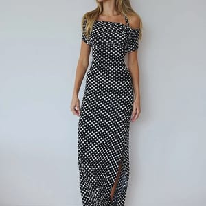 Elegant Off-Shoulder Polka Dot Maxi Dress with Split Hem Elegant Off-Shoulder Polka Dot Maxi Dress with Split Hem