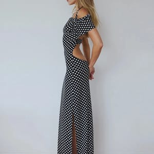 Elegant Off-Shoulder Polka Dot Maxi Dress with Split Hem Elegant Off-Shoulder Polka Dot Maxi Dress with Split Hem