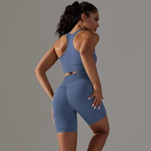 2-Piece Seamless Yoga Set – Crop Top Vest & Shorts