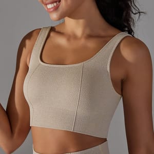 Seamless Sports Bra for Women – Breathable Yoga Workout Support