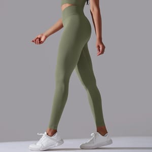 High Waist Seamless Leggings for Yoga and Gym Workouts High Waist Seamless Leggings for Yoga and Gym Workouts