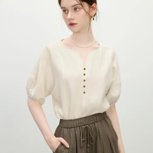 Summer Apricot Essential Minimalist Loose Fit Short-Sleeve Blouse Summer Apricot Essential Minimalist Loose Fit Short-Sleeve Blouse