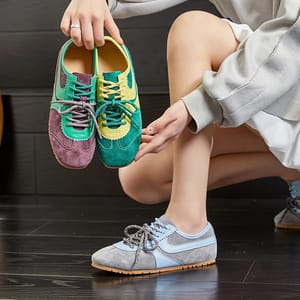 Aiyuqi - Women's Low Top Sneakers 1