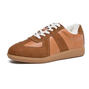 Plush-Lined Leather Sneakers for Women with Sporty Winter Style