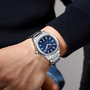 Men’s Classic Quartz Watch with Luminous Hands and Date Display