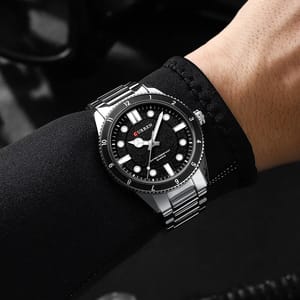 Elegant Round Quartz Watch with Luminous Hands and Steel Strap Elegant Round Quartz Watch with Luminous Hands and Steel Strap