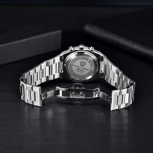 Bold Chronograph Quartz Watch with Sapphire Glass and Calendar