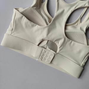 High Elastic Shock-Proof Yoga Bra with Seamless Fit Comfort High Elastic Shock-Proof Yoga Bra with Seamless Fit Comfort