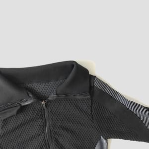 Seamless Long Sleeve Yoga T-Shirt with Zipper and Comfort Fit Seamless Long Sleeve Yoga T-Shirt with Zipper and Comfort Fit