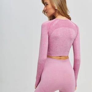 Seamless Crop Long Sleeve Yoga Shirt with Thumb Holes