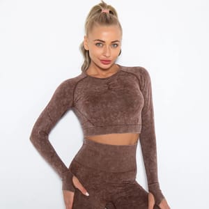 Seamless Long Sleeve Yoga Top with Quick-Dry Performance Fabric