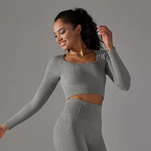 Breathable Long Sleeve Crop Shirt for Yoga and Fitness Training