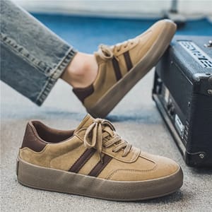 Men’s Faux Suede Low-Top Skate Sneakers with Vulcanized Sole