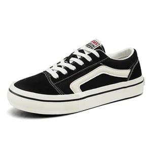 Men’s Black Canvas Vulcanized Sneakers with Skate-Inspired Design
