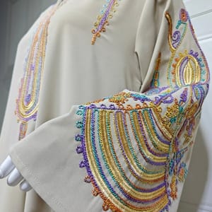 Elegant Floral Embroidered Guipure Jalabiya with Long Sleeves