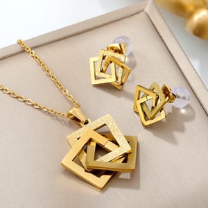 Trendy Waterproof Stainless Steel Jewelry Set for Women
