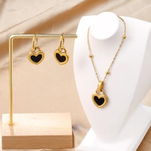Trendy Black Shell Heart Necklace and Earrings Jewelry Set Luxukisskids - Women's Sets 1