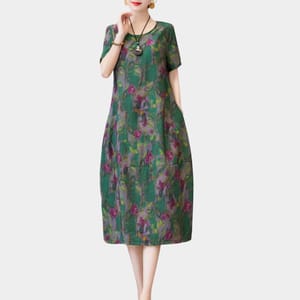 Elegant Summer Bohemian Dress with Floral Print and Pockets