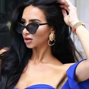 Vintage Cat Eye Sunglasses for Women with Gradient Lenses Vivibee - Women's Cat Eye Sunglasses 2