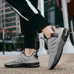 Men’s Lightweight Running Sneakers with Breathable Air Mesh Design