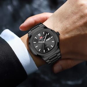 Elegant Oval Quartz Watch with Mesh Strap and Night Light