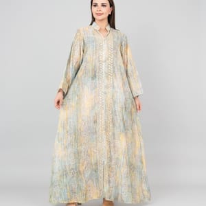 Petal Grace Embroidered Jalabiya with Belt