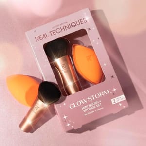 Real Techniques Glowstorm Mini Brush and Sponge 2-Piece Gift Set Real Techniques Glowstorm Mini Brush and Sponge 2-Piece Gift Set