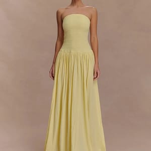 Elegant Off-Shoulder Strapless Backless Maxi Dress with High Split Mozision - Women's Maxi Dresses