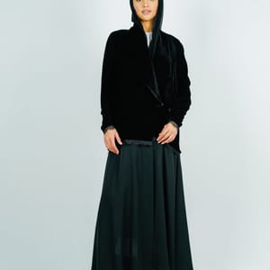 Stylish Elegant Velvet Abaya,With Mix Nada Fabric Design And Dantil Style