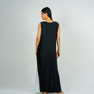 Inner Dress With Pocket Style Rosette Abaya - Women's Abayas 2